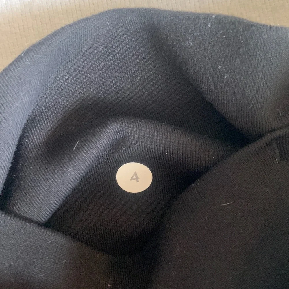 Lululemon Black Rhythm High Times Mesh side leggings. - Picture 2 of 5